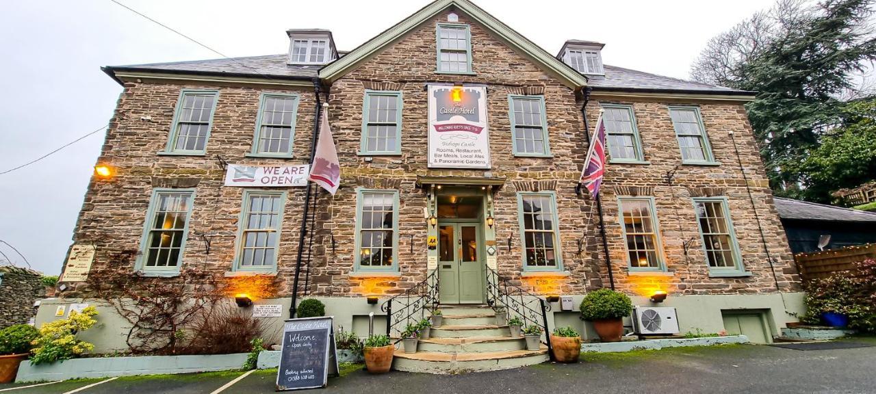 The Castle Hotel Bishop's Castle Esterno foto
